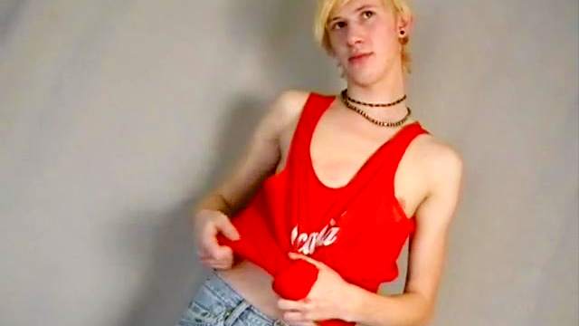 Gay is making a handjob in a solo video