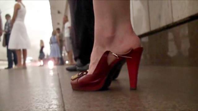 Stunning upskirt with spicy blonde in voyeur video