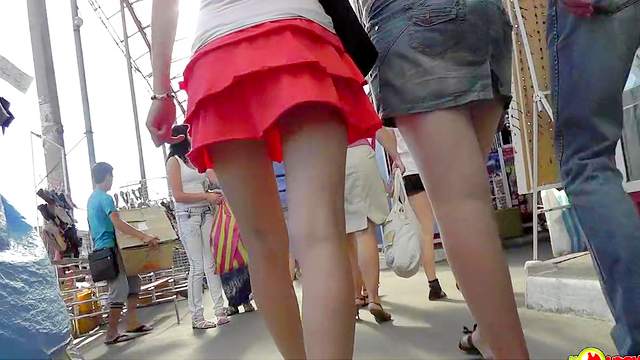 Sweet outdoor upskirt with short skirt