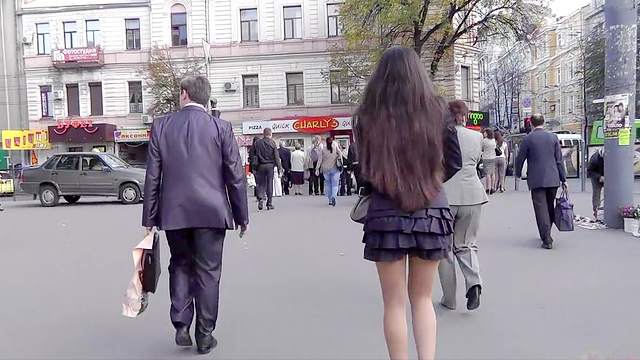 Beauty was upskirted so freaking hot