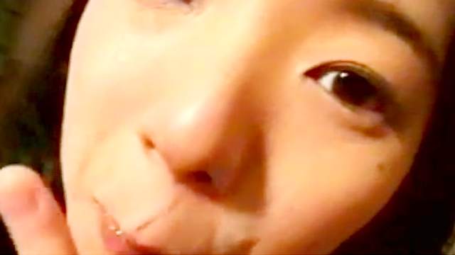 Cute Japanese receives a bukkake and eats cum