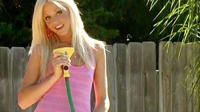 Katelyn gets naked in the garden