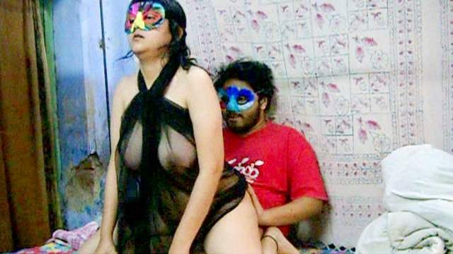 Savita fuck with her fat Indian boyfriend