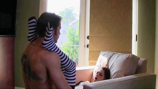 Dark-haired babe Mimi R is getting fucked in her skull