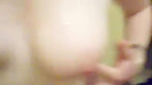 Voluptuous blowjob beauty homemade video