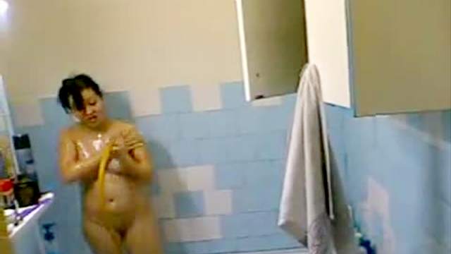 Fat girl showers and dildo fucks