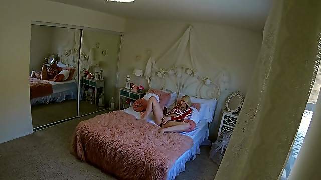 Hidden cam bedroom XXX POV with a shy blonde