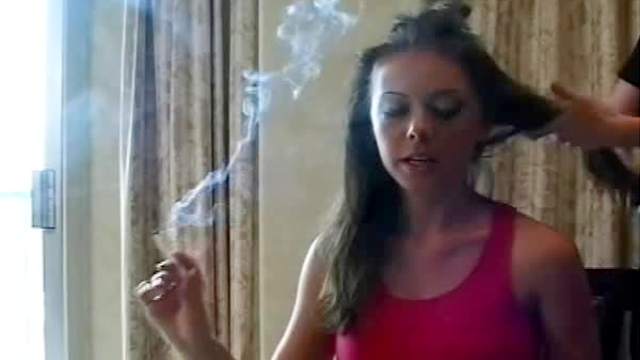 Flirty and heavy smoker is thinking about her bf