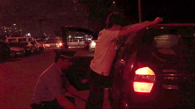 Drunk teen dude gets fucked by horny gay cop