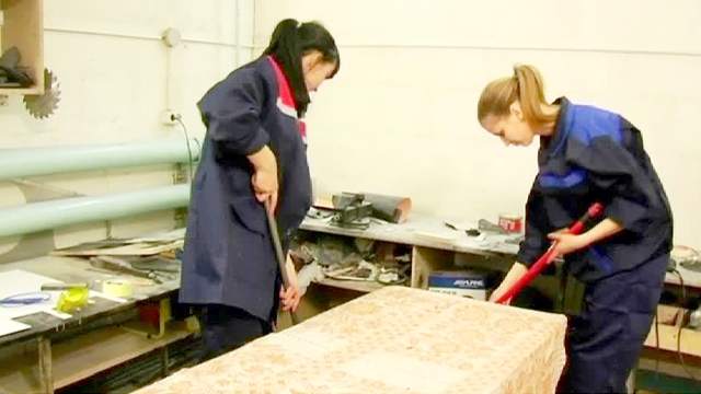 Girls in shop class eat sexy pussy