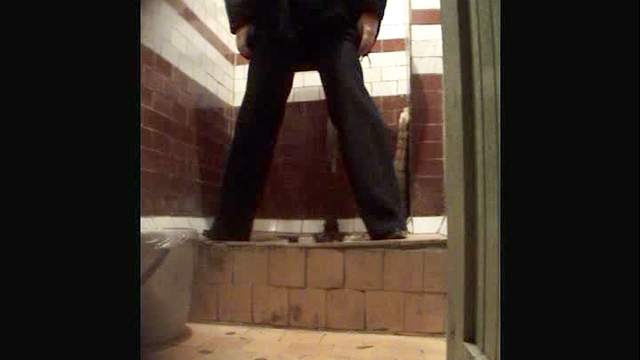 She takes a quick piss in public