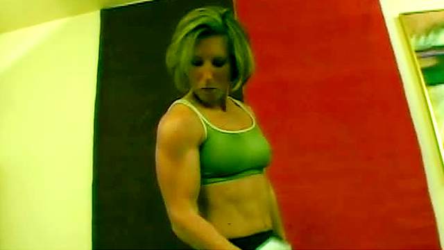 Muscular Summer in green t-shirt is having fuck with her coach