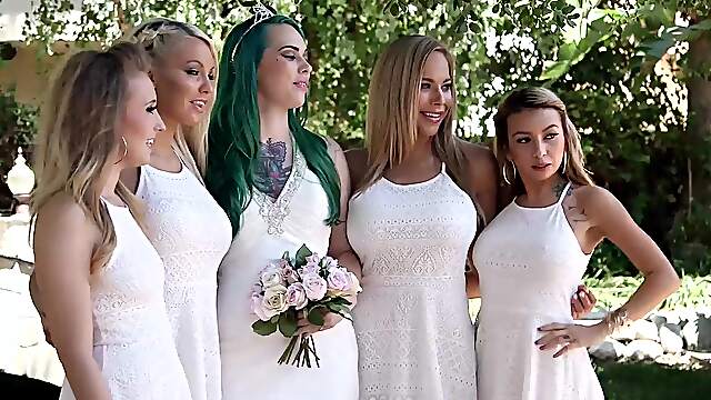 Appealing babes turn wedding party into loud orgy
