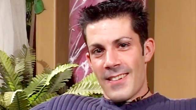 Hard body gay cocksuckers in sexy video