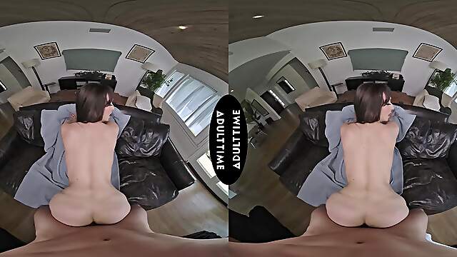 Nathan Bronson and Lexi Luna in intense vr action
