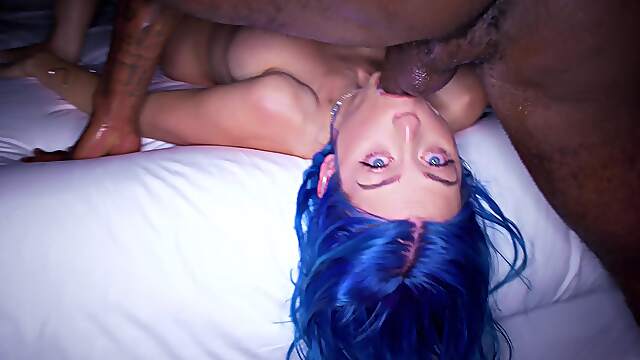 Jewelz Blu & Pressure: A wild HD ride