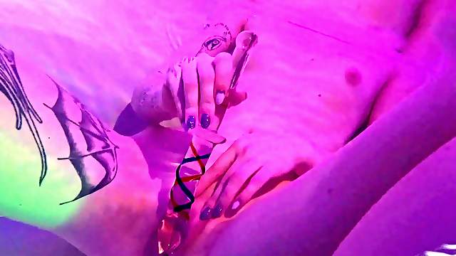 Skinny brunette in tight jeans reveals her tiny titties and wet slit