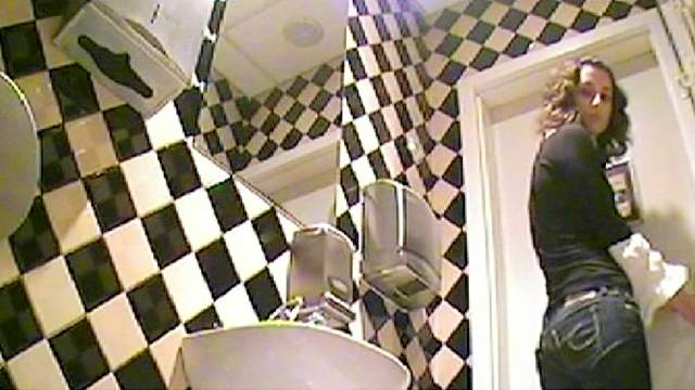 Girl pees and wipes on hidden cam