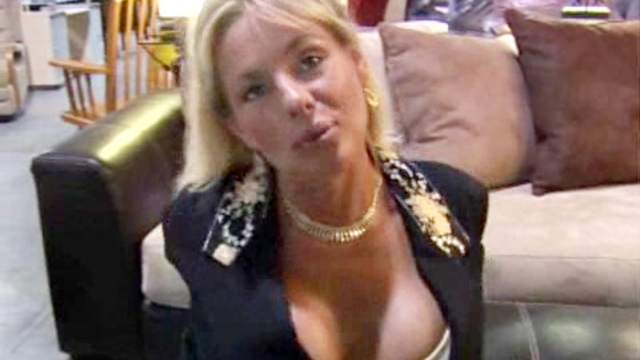 Milf with fake tits worth checking out