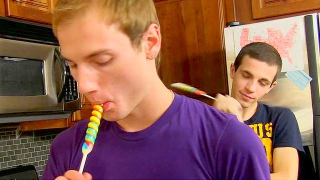 Twink fucking in the kitchen