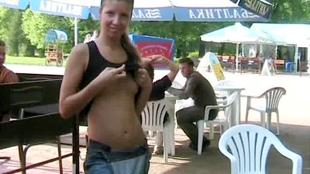 Upskirt pussy view with girl in public