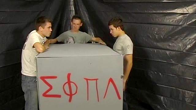 Gorgeous gloryhole room with sexy cocks!