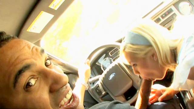 Sweet babe Tara Lynn Foxx us sucking dick in the car