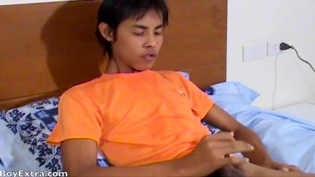 Sensual tanned dude plays with small dick