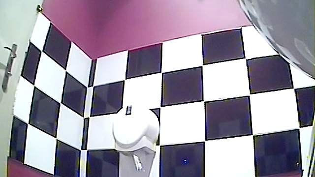 Hardcore peeing session with a truly slender babe