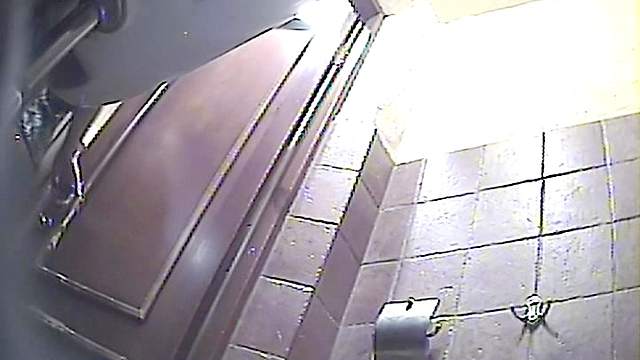 Hot as hell babe with long hairs is peeing sexy