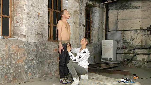 Kenzie Madison fucks with tied gay Leo James